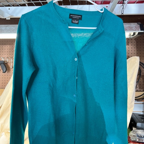 Cashmere Sweaters - Picture 2 of 3